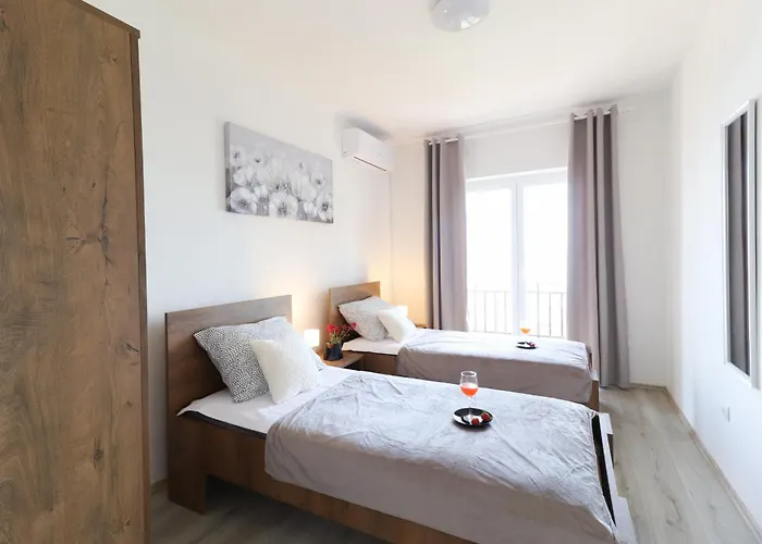 Sentia With Jacuzzi & Spectacular Seaview Vila Opatija