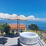Sentia With Jacuzzi & Spectacular Seaview Villa