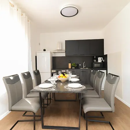 Sentia With Jacuzzi & Spectacular Seaview Abbázia